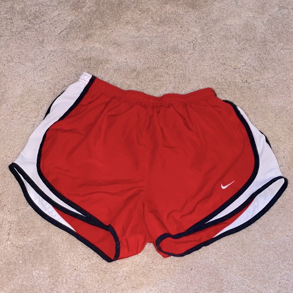 Red black white Nike running shorts inside cut out size medium - Picture 1 of 1